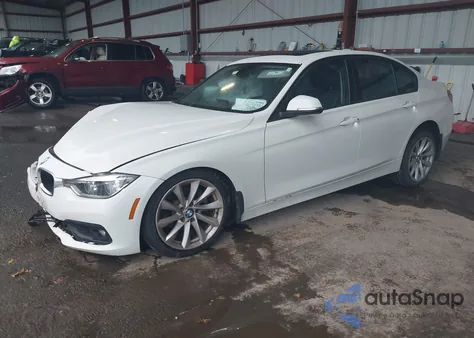 2018 BMW 320I xDrive z USA, uszkodzony, nr VIN WBA8A3C59JA489399